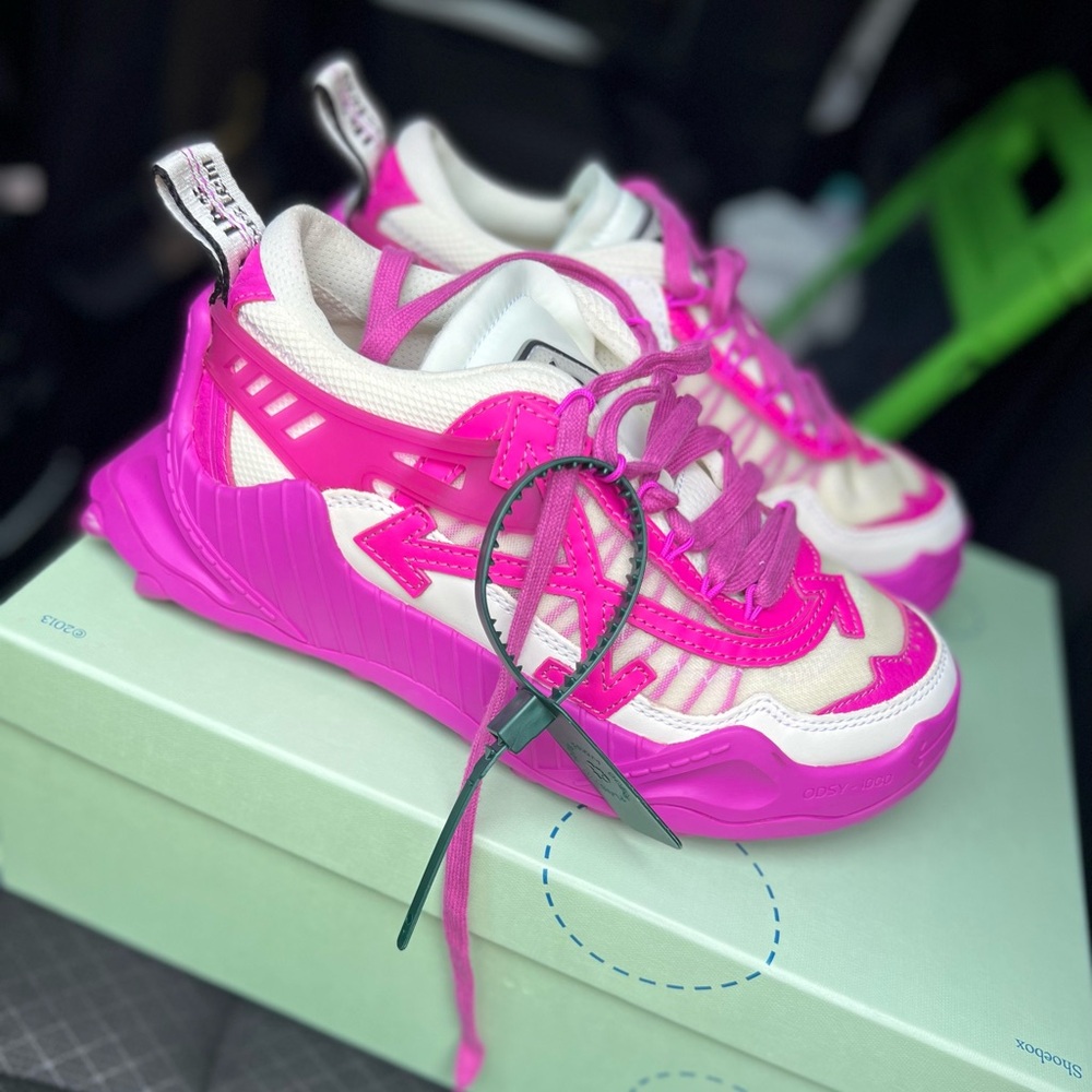 Off-White Odsy 1000
